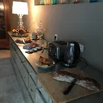 Des Auges Bed & Breakfast