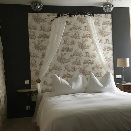 Des Auges Bed & Breakfast