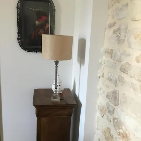 Des Auges Nocleg ze śniadaniem 4*